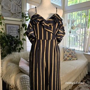 Vertical Stripes Jumpsuit Sleeveless Open Butterfly Sleeves